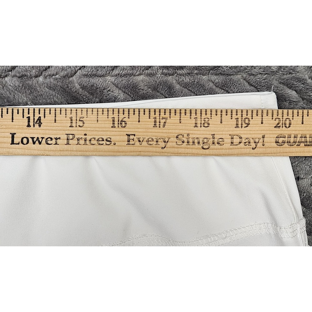 *NEW w/tags Guy Harvey Performance Womens Size XXL White Fishing Shorts UPF 50 - Picture 4 of 6